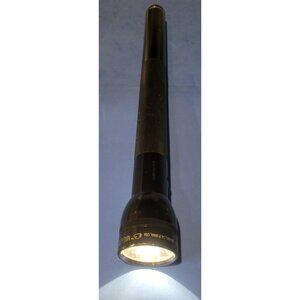 Mag-Lite 6 D Cell Flashlight 19.5 in. - Vintage